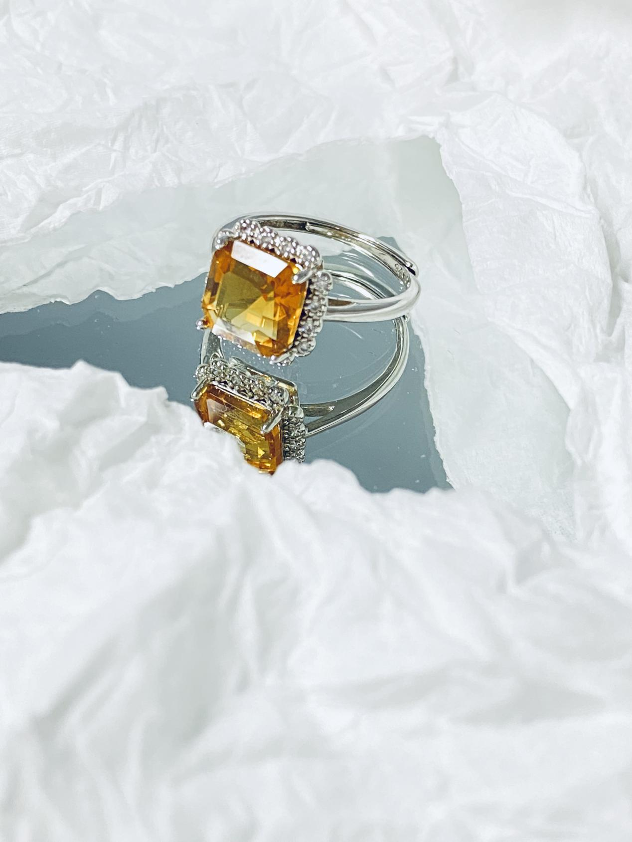 citrine cushion-shaped ring